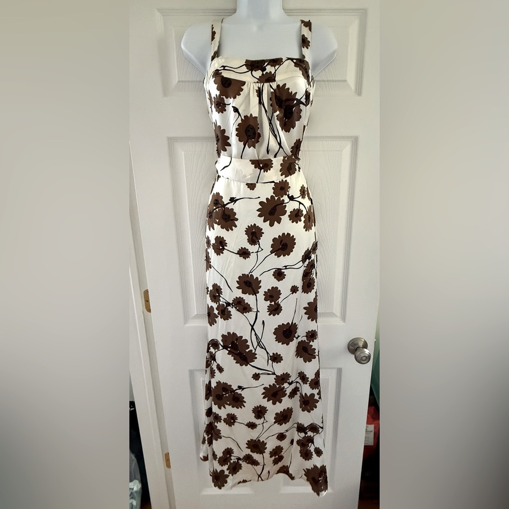 Vera Wang Elegant Sample Sale Dress Size S - Picture 3 of 11